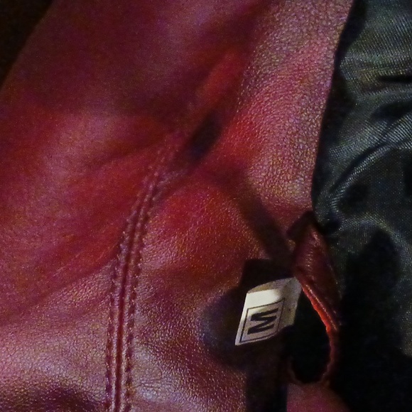 Goth maroon faux leather coat - Picture 11 of 12